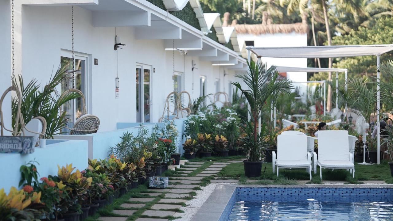 Whiteflower Resort Morjim Exteriör bild
